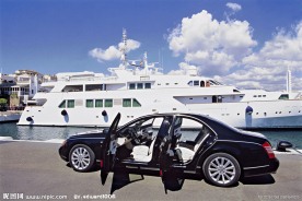 超级名车迈巴赫和油游艇