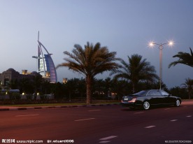 奢侈迪拜迈巴赫