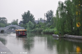 大明湖风光
