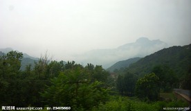 河北野三坡山路山峰树林