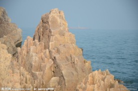 海边礁石