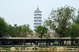 高塔与长廊