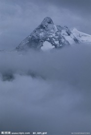 山峦云海