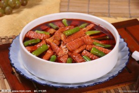 青椒辣肥肠