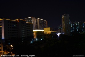 夜色中的城市