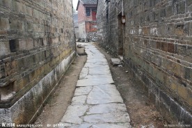 石板路