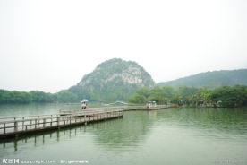 七星岩