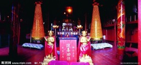 甘露寺内