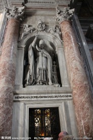 罗马圣彼得大教堂雕塑