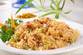 青椒牛肉蛋炒饭