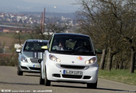 奔驰迷你小汽车