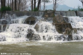 伊河飞瀑