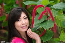 美女与鲜花