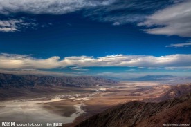 远去的山峦