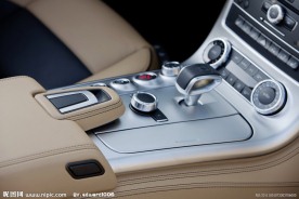 奔驰跑车档位特写