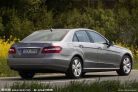 奔驰顶级商务轿车