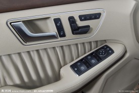 奔驰名车车门特写