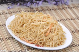 炝拌干豆腐丝