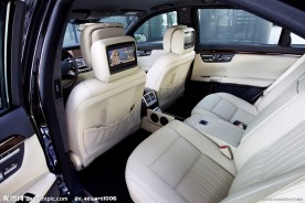 豪华商务轿车内景