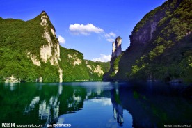 镇远舞阳河孔雀开屏风景区