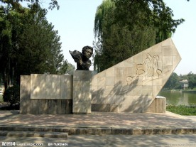 裕西公园王德恒纪念碑