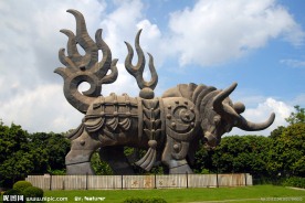深圳四海公园盖世金牛雕塑