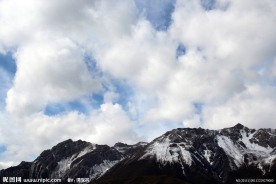 雪山白云