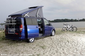 奔驰商务面包车