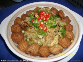 白菜丸子煲