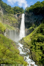 高山瀑布