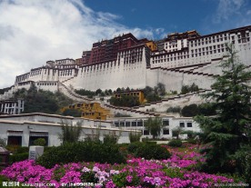 布达拉宫