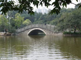 小桥流水
