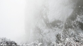 万丈深渊