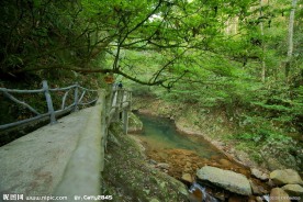 黄岗山大峡谷