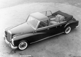 奔驰敞篷老爷车