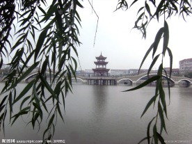 烟雨闻喜西湖