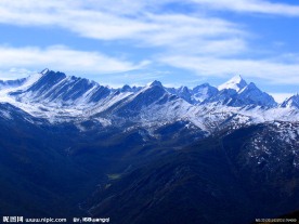 雪山美景