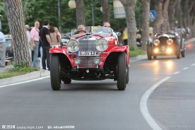 奔驰古典老爷车车友会