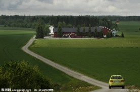 奔驰小排量轿车