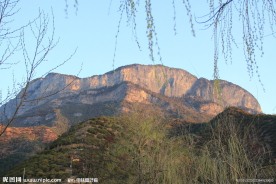 阳光初照