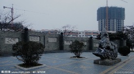 广场 半环壁
