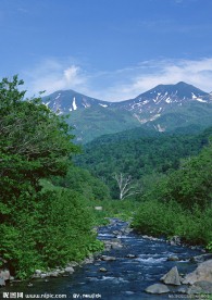 天空高山