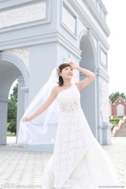 美女婚纱