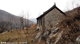 山间旧屋