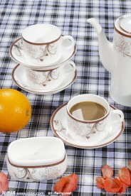 全套陶瓷茶具