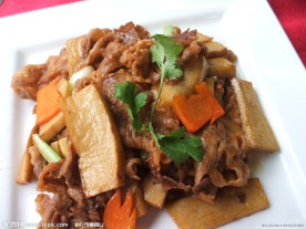 幸鲍菇炒肥牛