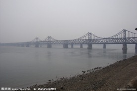 丹东鸭绿江大桥