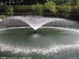 美丽的喷水池