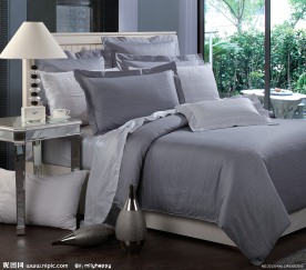 床上用品（部分不清晰）