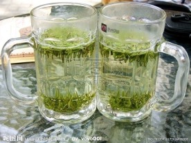 两杯绿茶
